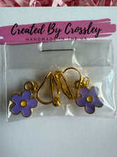 Load image into Gallery viewer, Purple Flower Clip On Earrings
