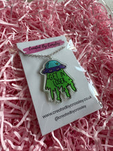 Load image into Gallery viewer, Alien Charm Necklace
