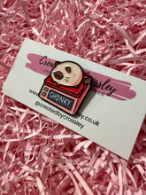 Load image into Gallery viewer, Chonky Cat Pin Badge
