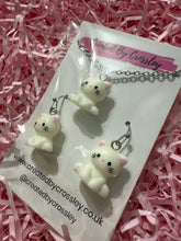 Load image into Gallery viewer, White Cat Jewellery Set
