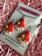 Load image into Gallery viewer, Red Gonk Jewellery Set
