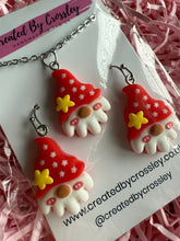 Load image into Gallery viewer, Red Gonk Jewellery Set
