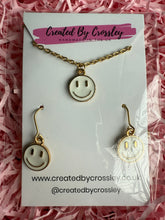 Load image into Gallery viewer, White Happy Face Jewellery Set
