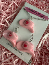 Load image into Gallery viewer, Pink Cowboy Hat Jewellery Set
