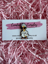 Load image into Gallery viewer, Spa Duck Pin Badge
