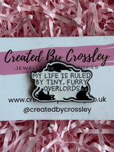 Load image into Gallery viewer, Funny Cat Pin Badge
