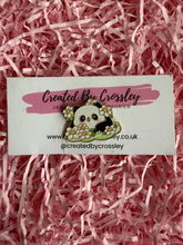 Load image into Gallery viewer, Flower Panda Pin Badge
