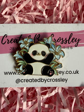 Load image into Gallery viewer, Flower Panda Pin Badge
