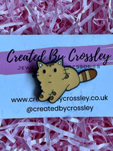 Load image into Gallery viewer, Orange Cat Pin Badge
