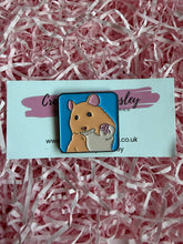 Load image into Gallery viewer, Hamster Pin Badge

