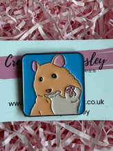 Load image into Gallery viewer, Hamster Pin Badge

