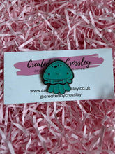 Load image into Gallery viewer, Jellyfish Pin Badge

