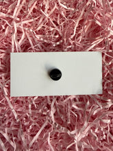 Load image into Gallery viewer, Goose/Duck Pin Badge
