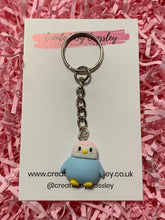 Load image into Gallery viewer, Penguin Charm Keyring
