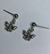 Load image into Gallery viewer, Bee Charm Stud Earrings
