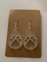 Load image into Gallery viewer, Paw Print Resin Earrings
