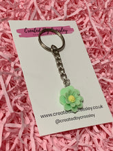 Load image into Gallery viewer, Green Flower Charm Keyring
