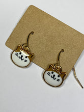 Load image into Gallery viewer, Tiny Cat Face Charm Earrings
