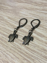 Load image into Gallery viewer, Turtle Charm Leverback Earrings
