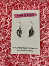 Load image into Gallery viewer, Detailed Leaf Charm Earrings
