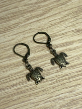 Load image into Gallery viewer, Turtle Charm Leverback Earrings
