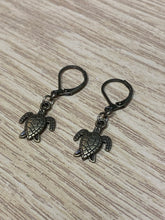 Load image into Gallery viewer, Turtle Charm Leverback Earrings
